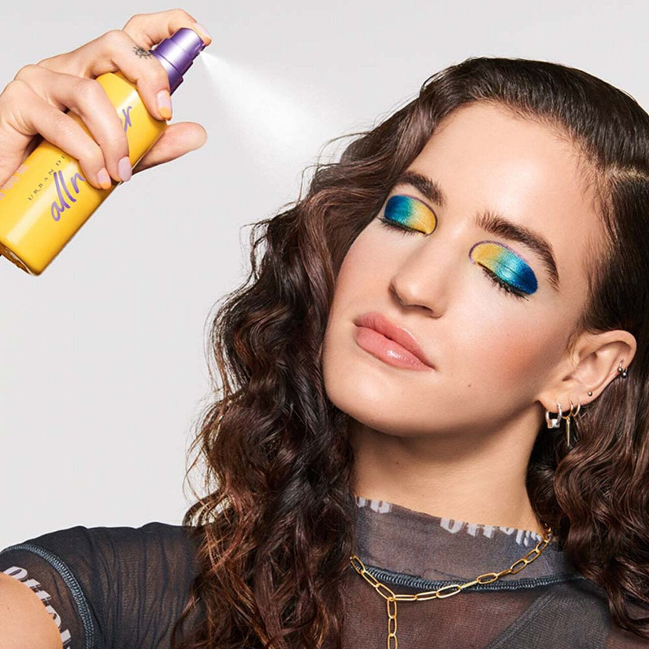 URBAN DECAY-All Nighter Long-Lasting Makeup Setting Spray with Vitamin C